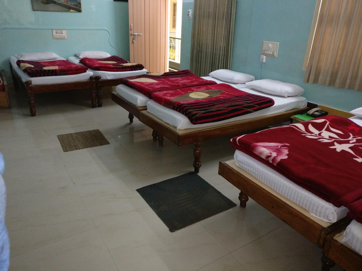 Chikmagalūr Hotel Raj Mahal المظهر الخارجي الصورة