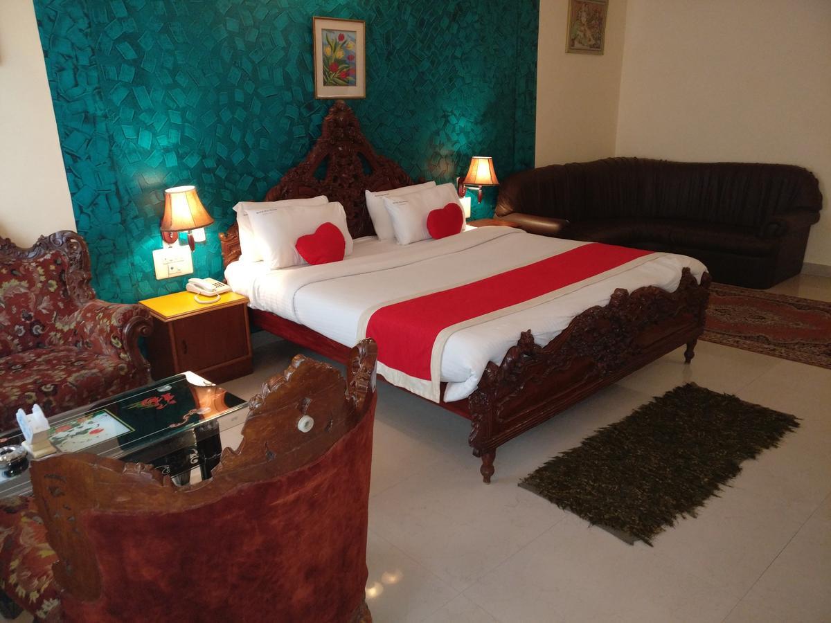 Chikmagalūr Hotel Raj Mahal المظهر الخارجي الصورة