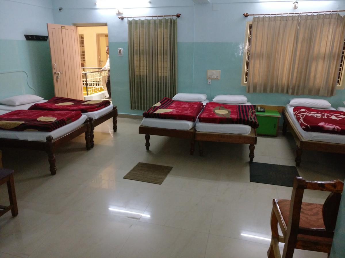 Chikmagalūr Hotel Raj Mahal المظهر الخارجي الصورة